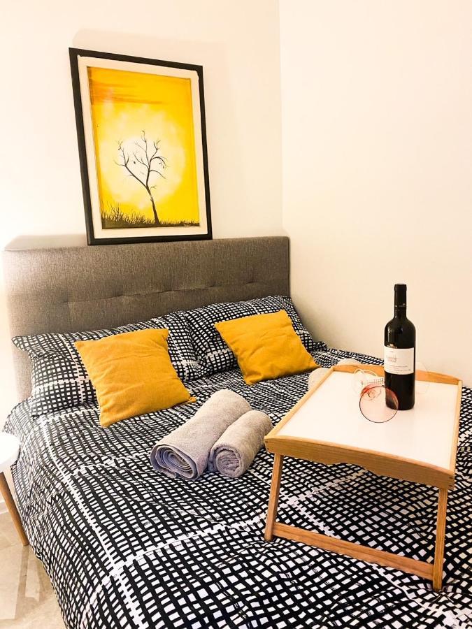 Olea Apartments Pobegi Exteriör bild