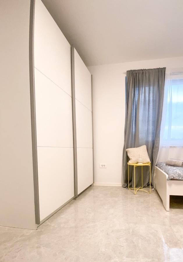 Olea Apartments Pobegi Exteriör bild